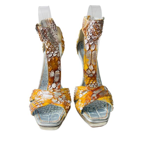 New Massimo Dogana Snake Leather Heel Sandals Size 9.5 US  Silver / Yellow Color - Picture 2 of 16